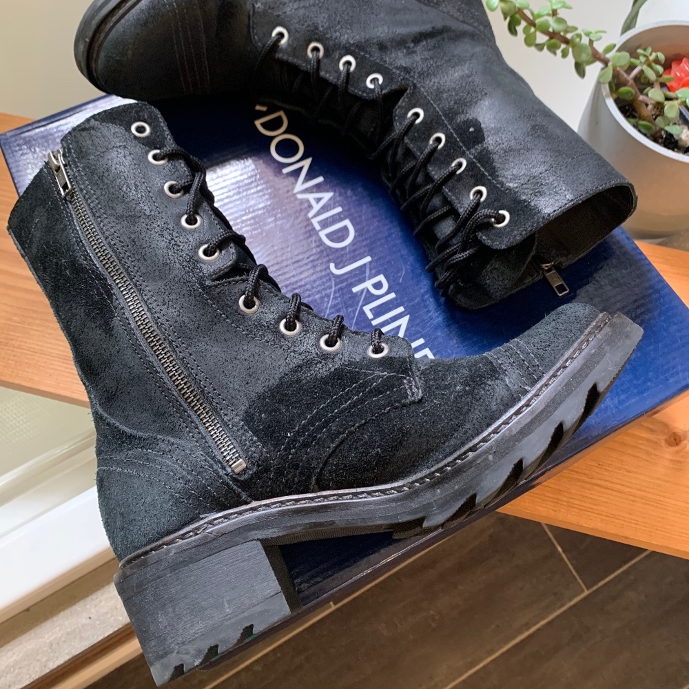 Donald J Pliner Gita black vintage suede